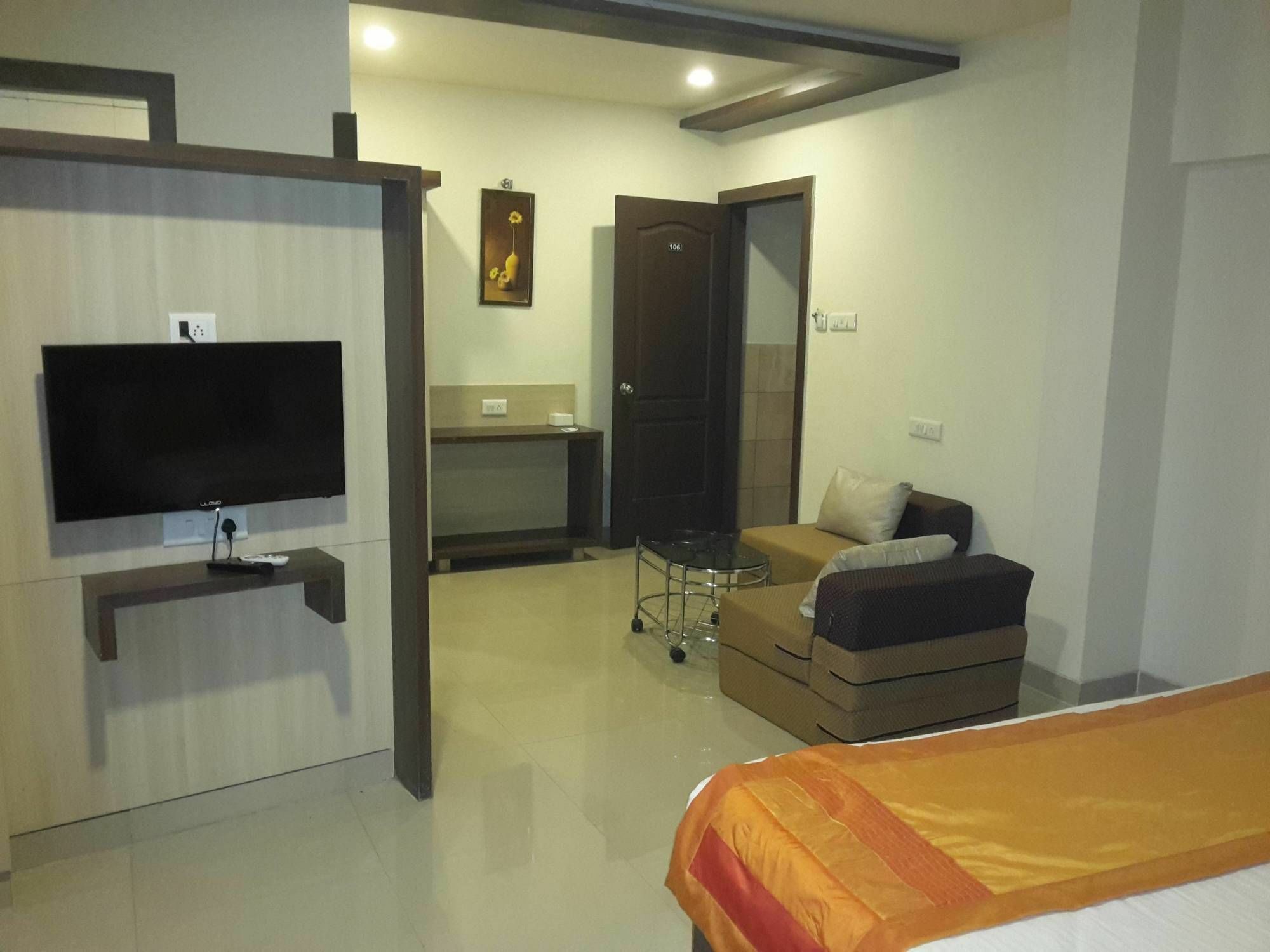 Hotel Veer Residency Panvel Exterior foto